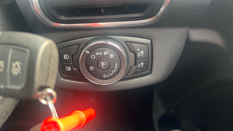 Ford B-MAX 1.0 EcoBoost 125 Titanium Navigator 5dr Petrol Hatchback